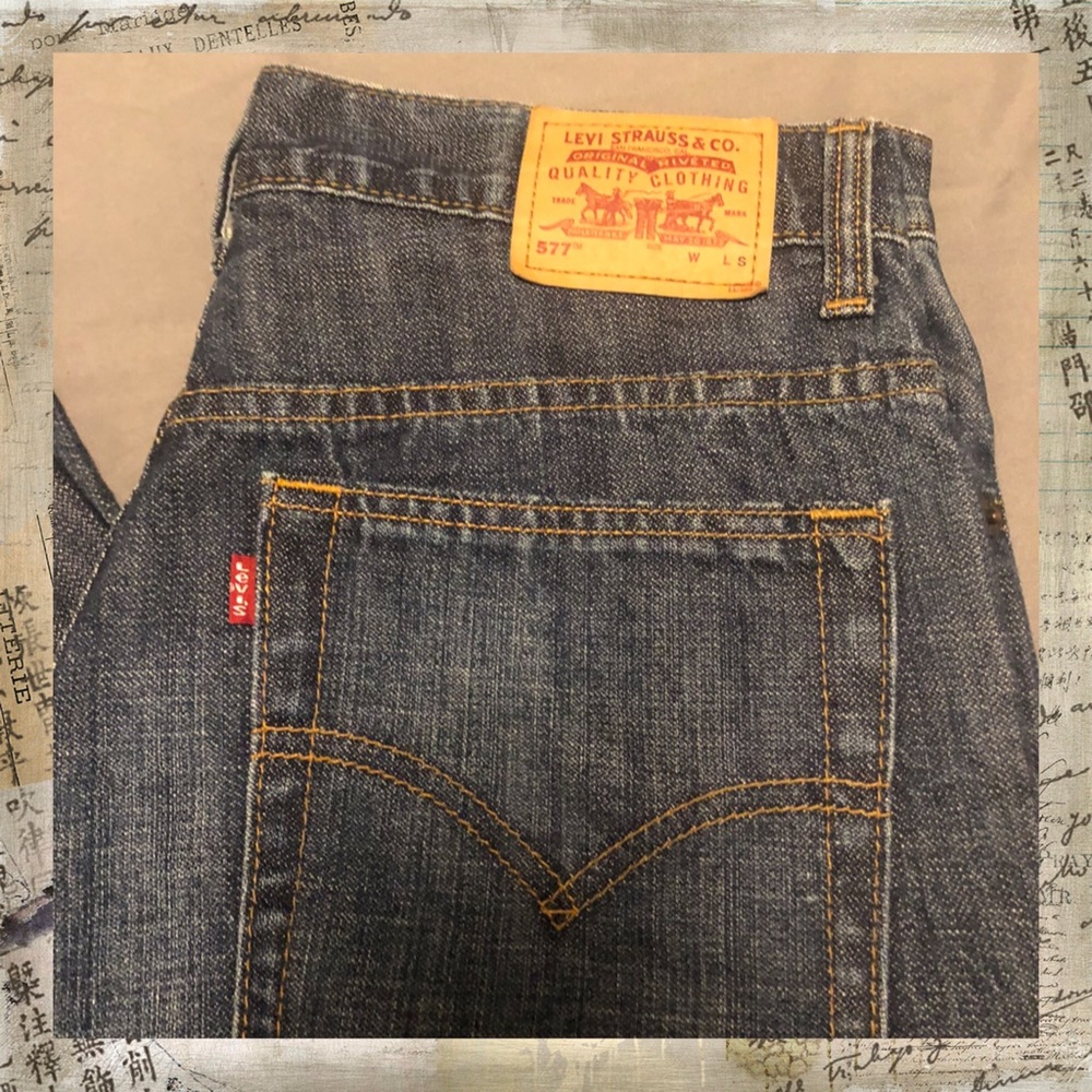 577 Levi’s jeans-Size 8